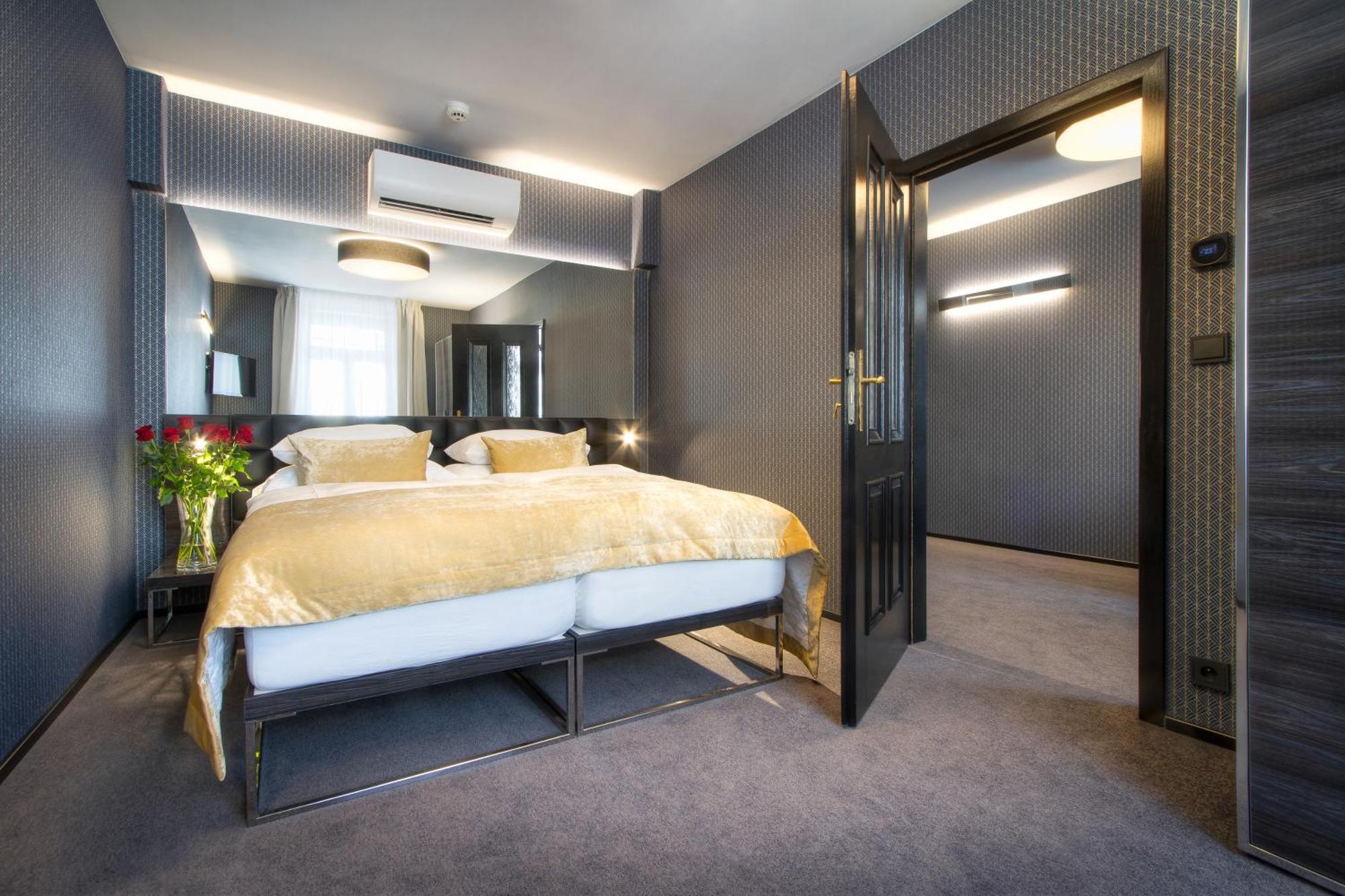 Hotel Mucha Prague